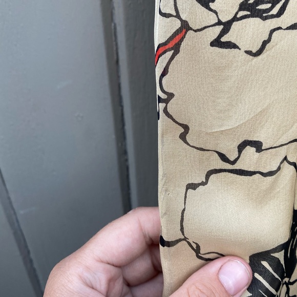 Valentino Floral Chiffon Poppy Print and Ruffle Detail Dress size SMALL - Picture 6 of 8